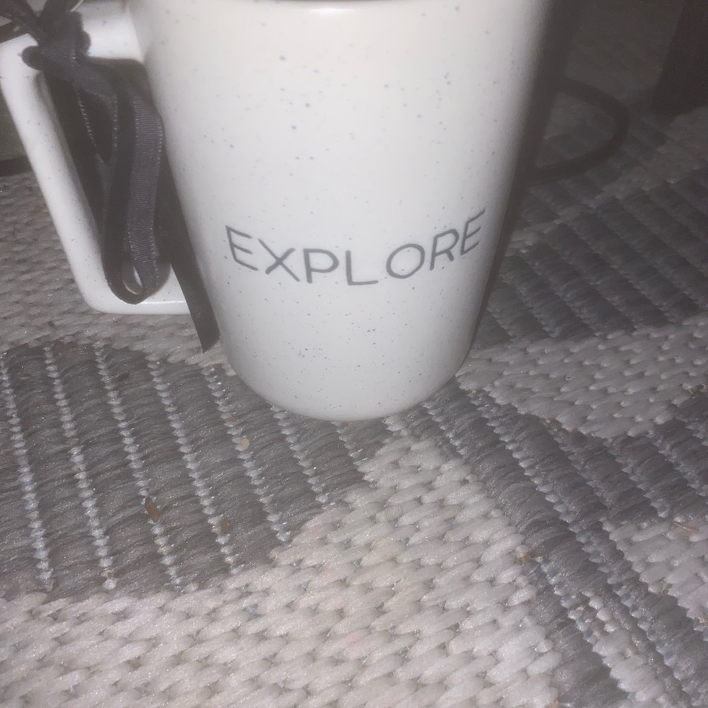 Nicole miller mug - Picture 3 of 4